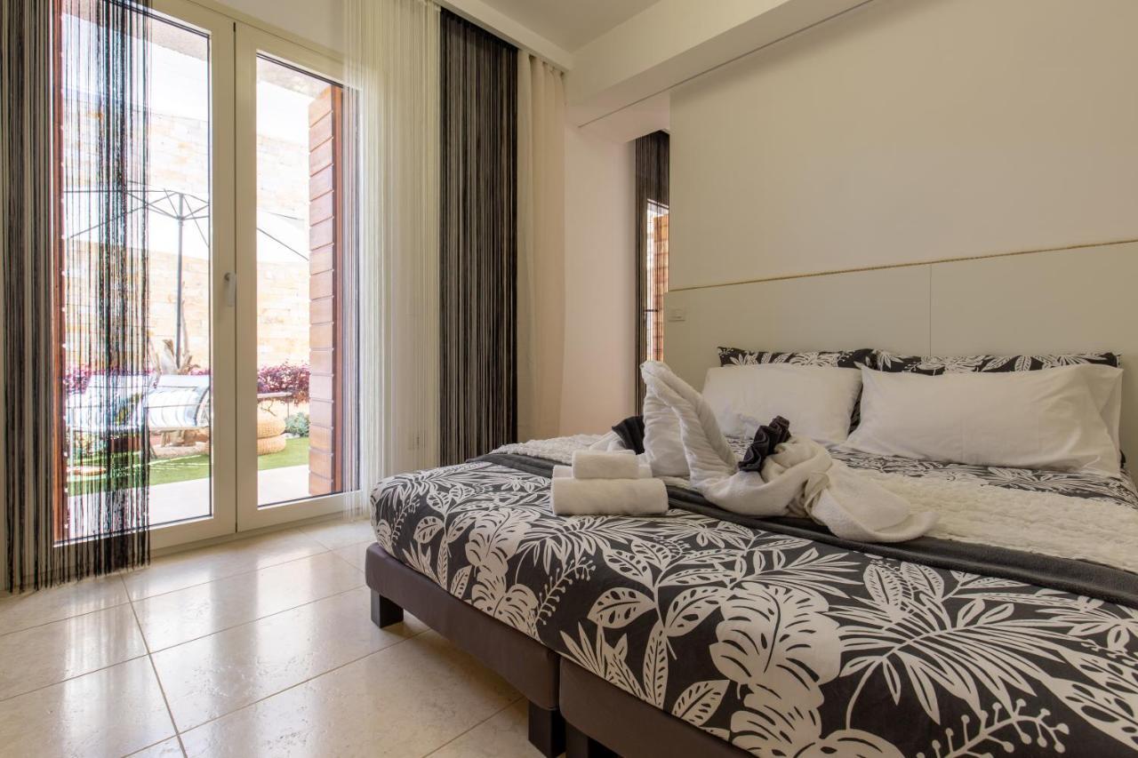 Residenze Longhi Bed and Breakfast Vasto Exteriör bild