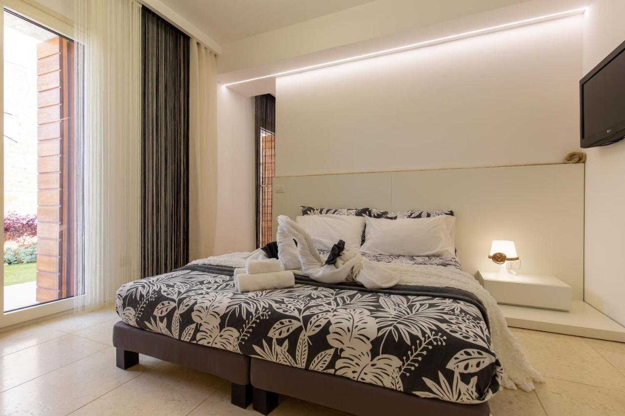Residenze Longhi Bed and Breakfast Vasto Exteriör bild