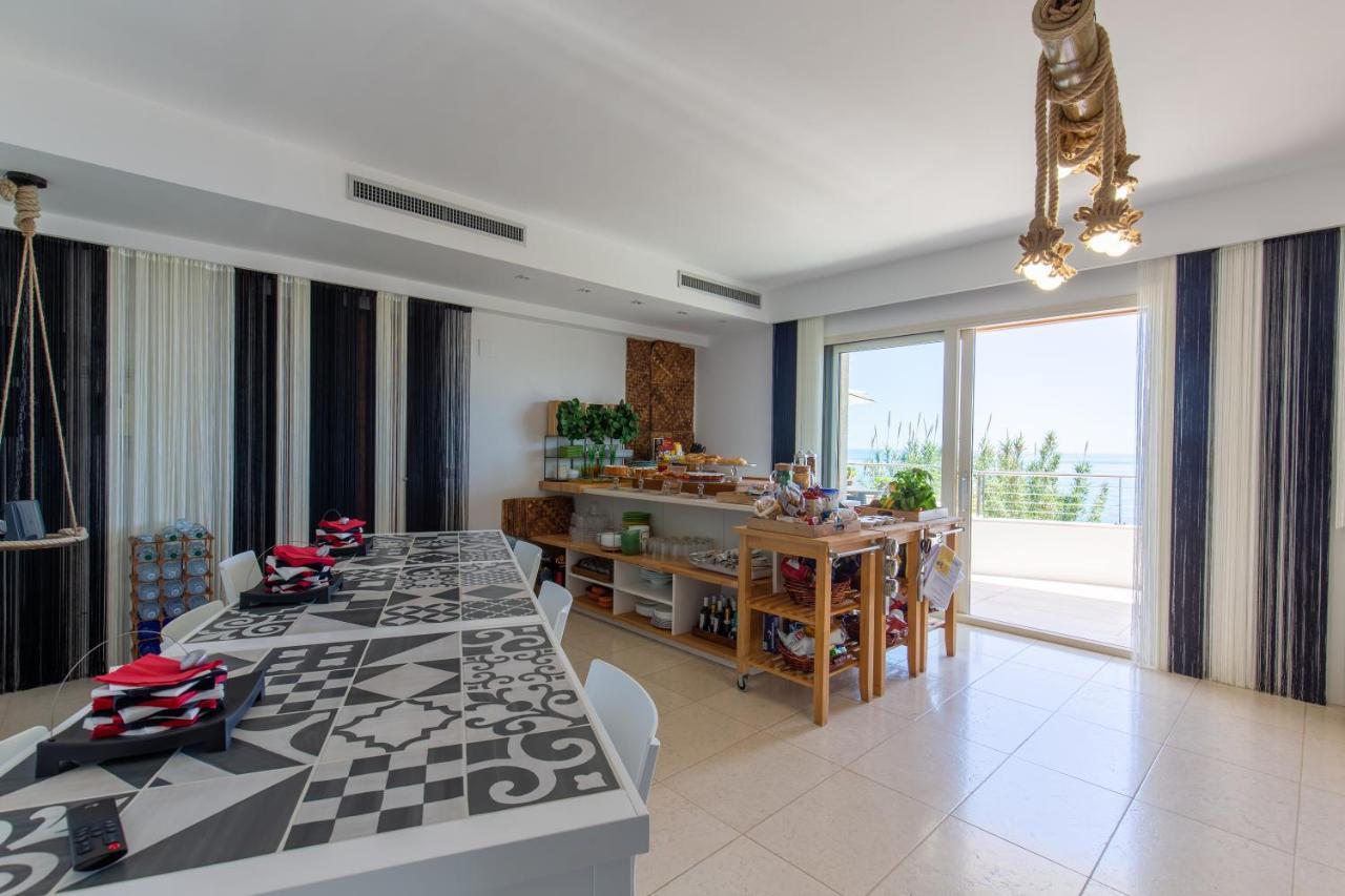 Residenze Longhi Bed and Breakfast Vasto Exteriör bild